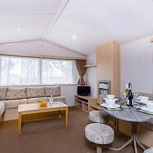 Mobile Home 10